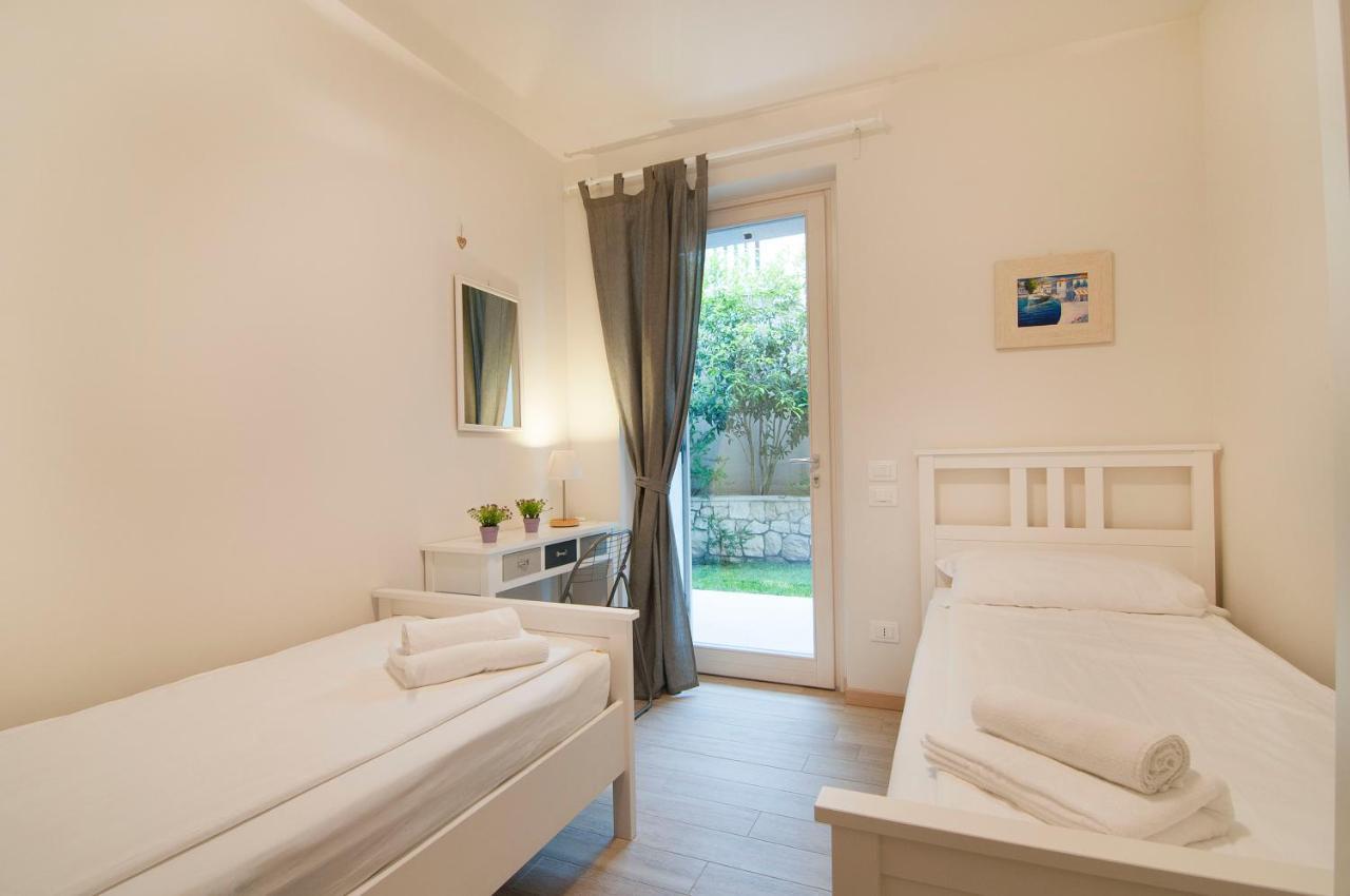 Villa Kiara Torri Del Benaco Extérieur photo