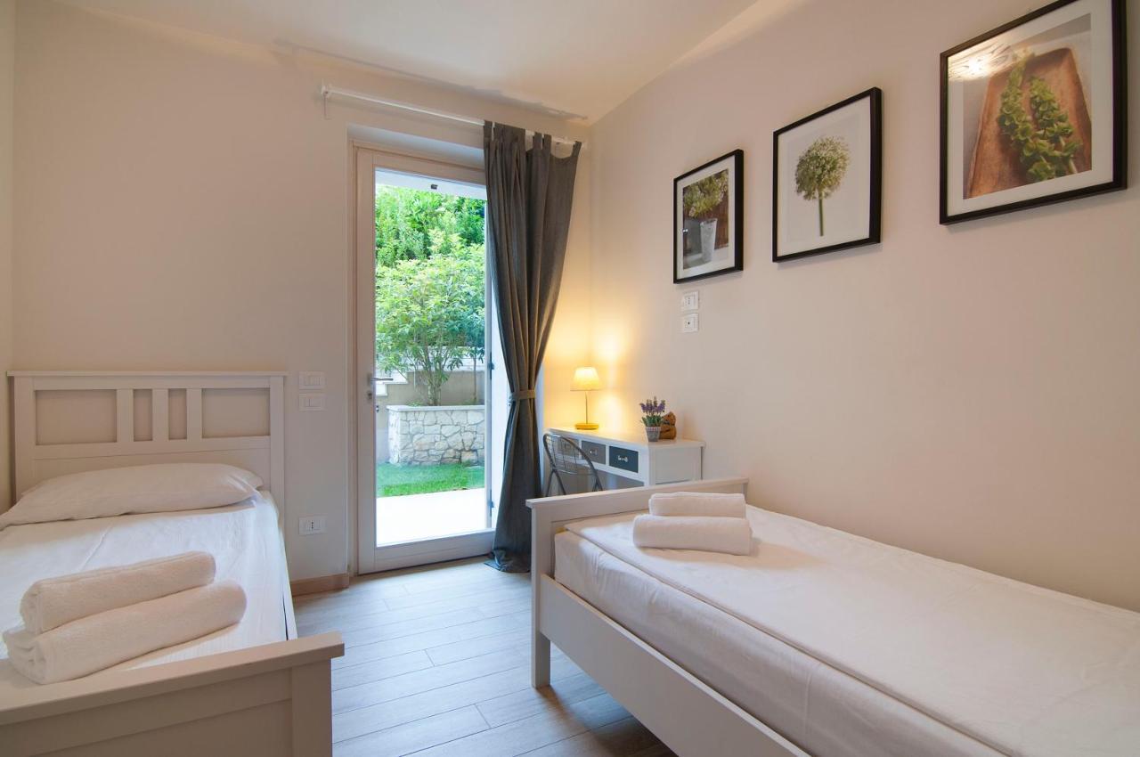Villa Kiara Torri Del Benaco Extérieur photo