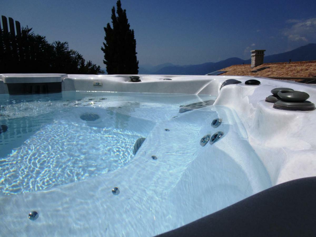 Villa Kiara Torri Del Benaco Extérieur photo